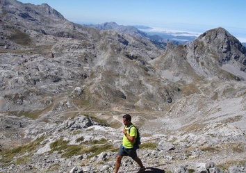 Wandern in Spanien picos-de-europa Kantabrisches Gebirge in Asturien Panoramaweg zwischen Zentral- und Ostmassiv