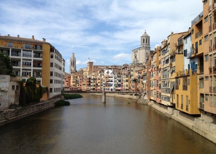Tag 3 l Von der Costa Brava über Girona und Ripoll zum Parador de Cardona