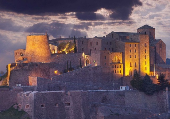 Paradores-Reise Nord-Katalonien und Pyrenäen-Täler