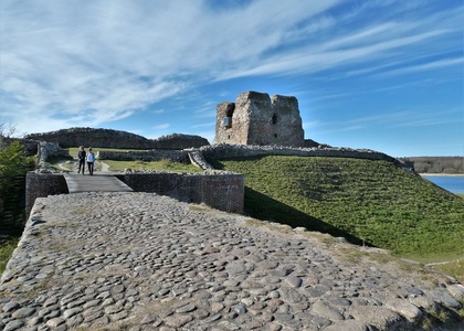 Tag 3 I 2. Etappe: Rundwanderung durch die Kalø-Wälder und Besuch der Burgruine Kalø